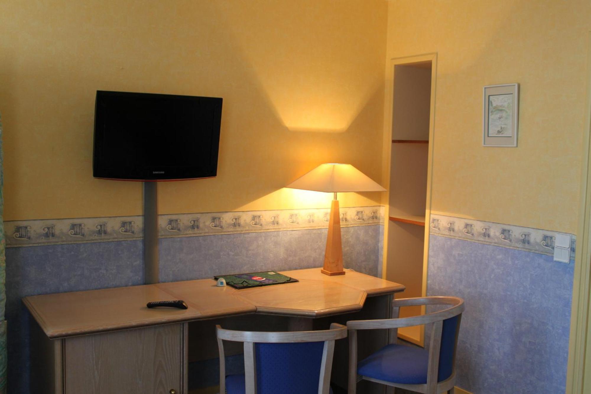 Hotel Des Bains Lancieux Esterno foto